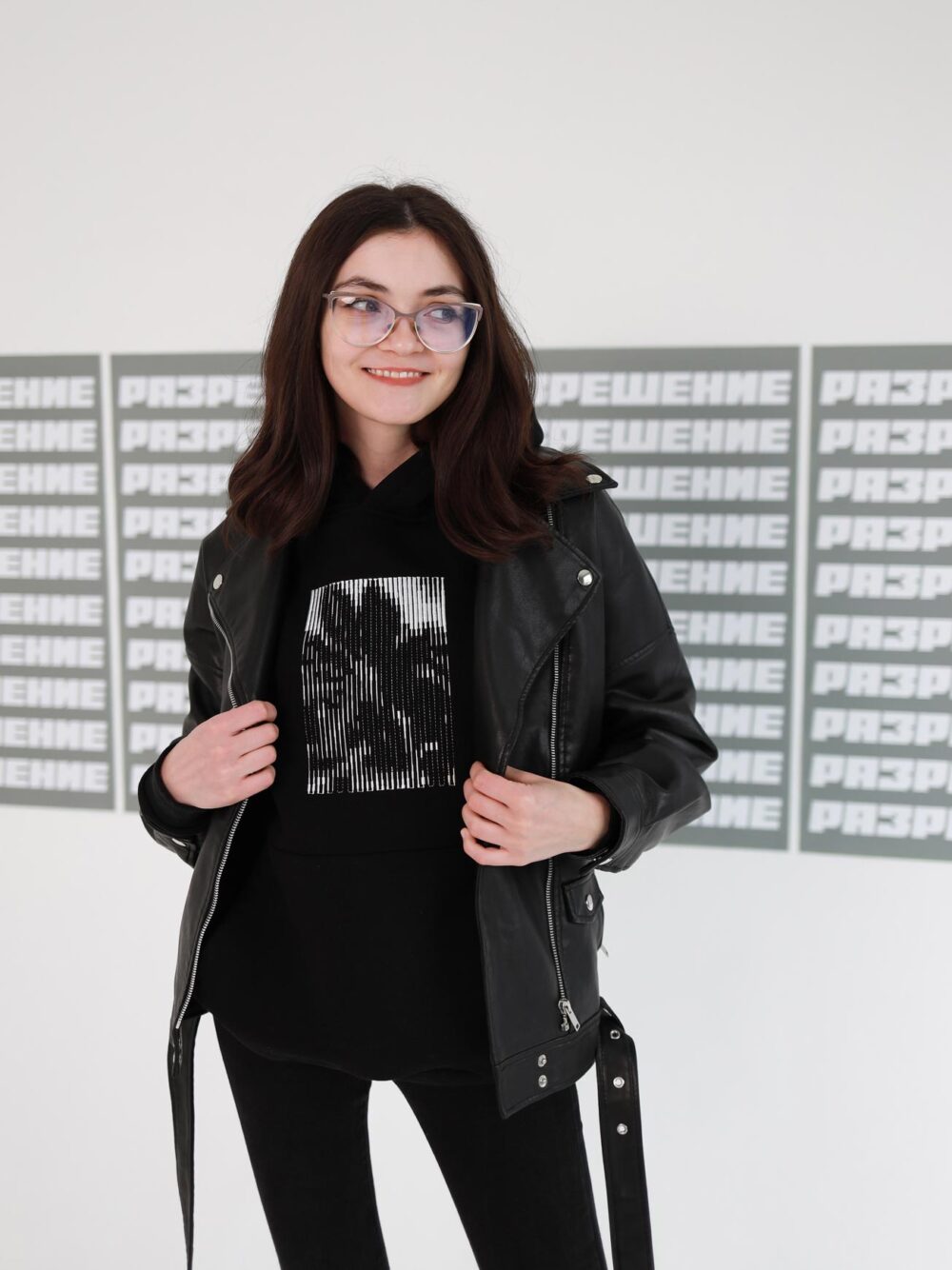 Худи оверсайз с вышивкой "Фотосинтез" — изображение 4